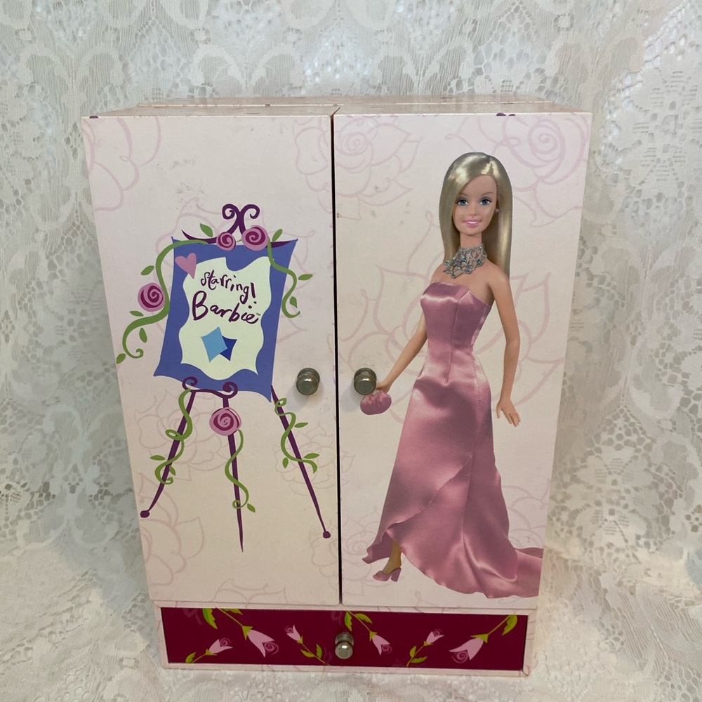Retro Barbie musical jewelry box